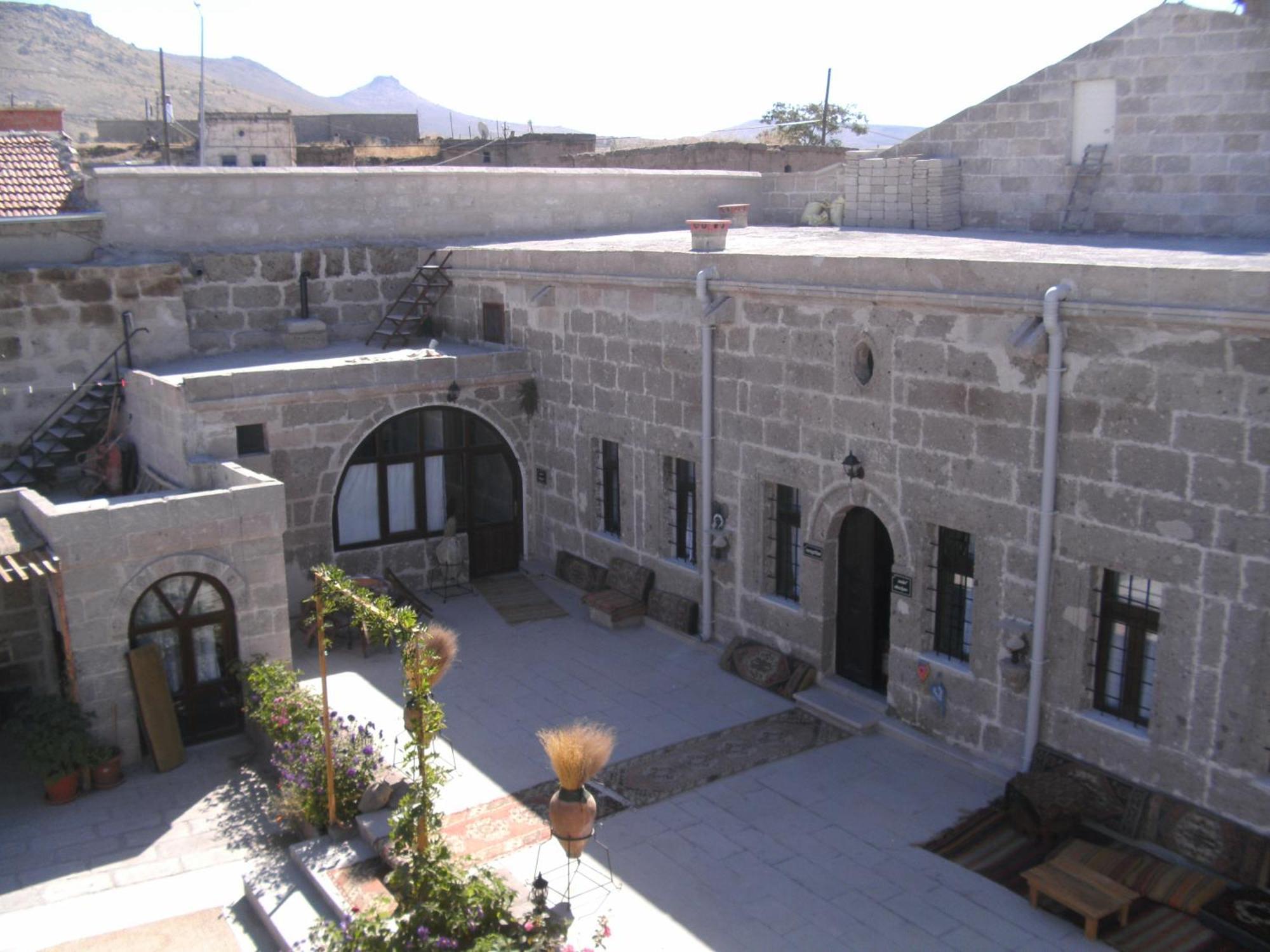 Osmanoglu Hotel Guzelyurt Exterior foto