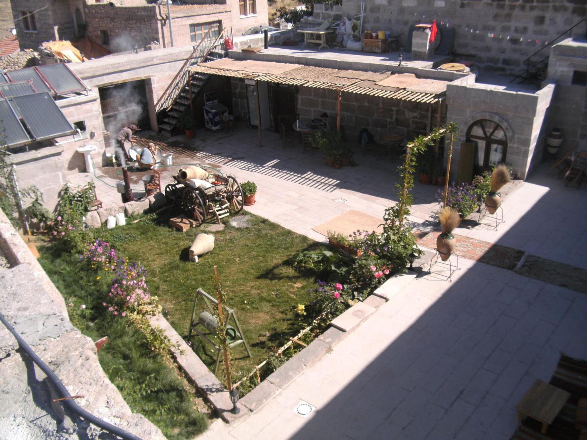 Osmanoglu Hotel Guzelyurt Exterior foto